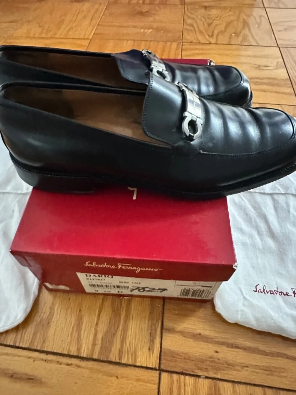 Salvatore Ferragamo Benford Mens Black Leather Slip On Loafers